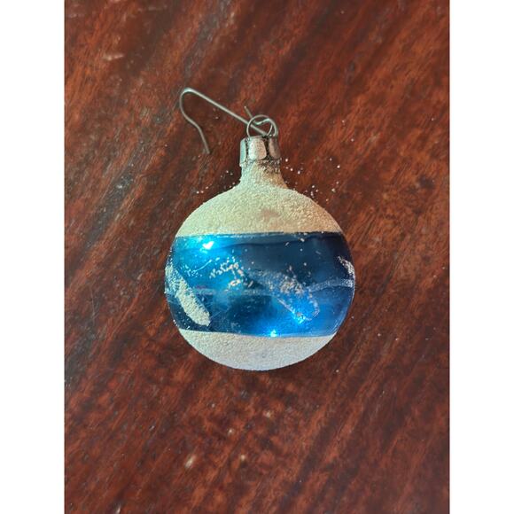 Vintage Mercury Glass Concave Christmas Ornaments in Blue Set of 2 - Picture 4 of 12